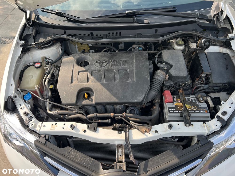 Toyota Auris 1.6 Dynamic - 28