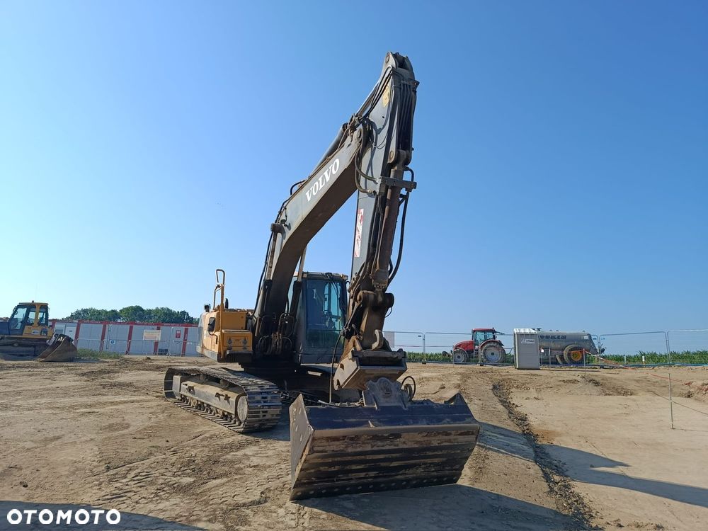 Volvo EC210CL - 1