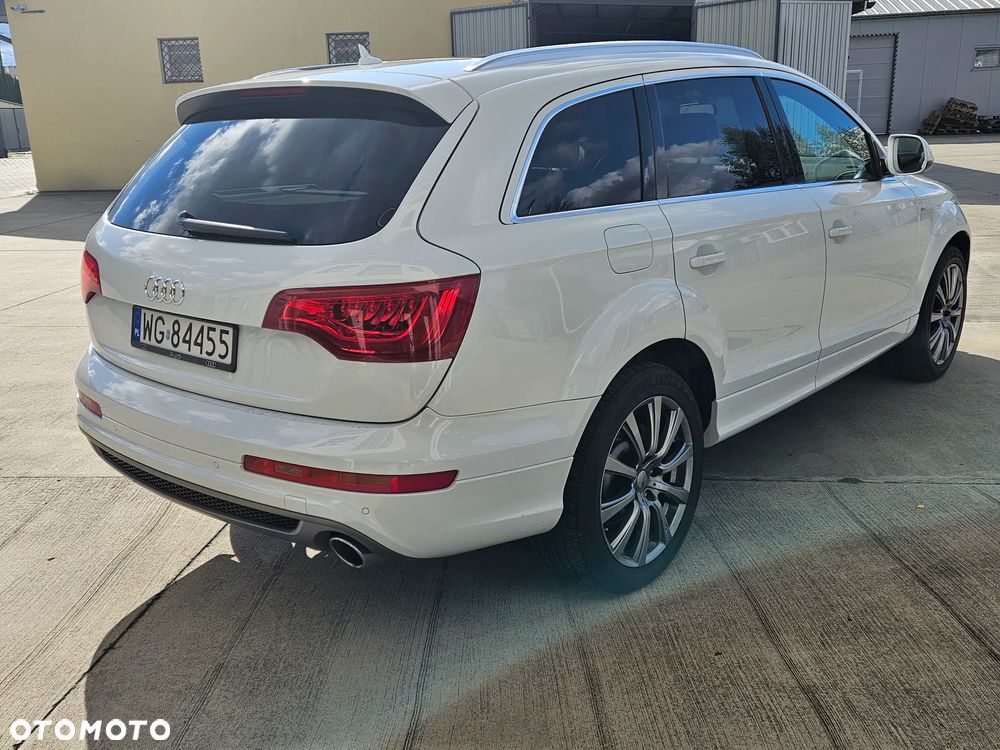 Audi Q7 - 4