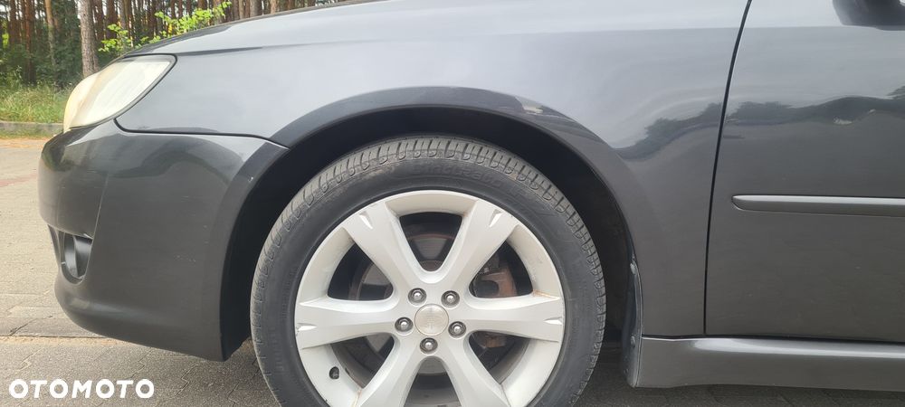 Subaru Legacy - 3