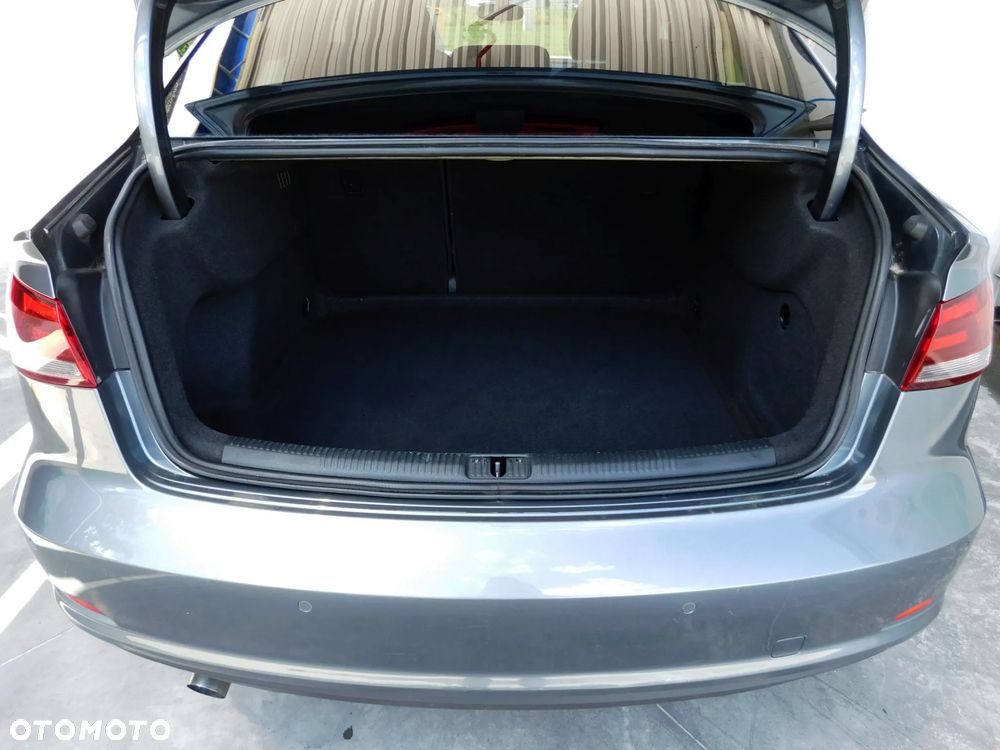 Audi A3 Limousine 1.6 TDI S tronic - 21
