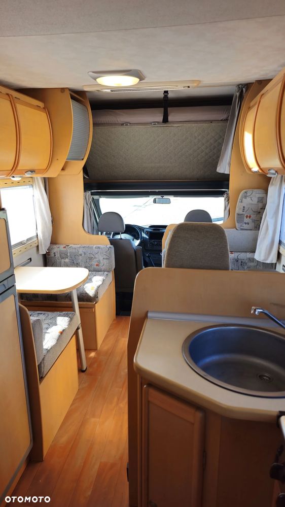 Ford Transit - 28