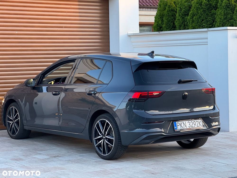Volkswagen Golf 1.5 eTSI OPF DSG Style - 20