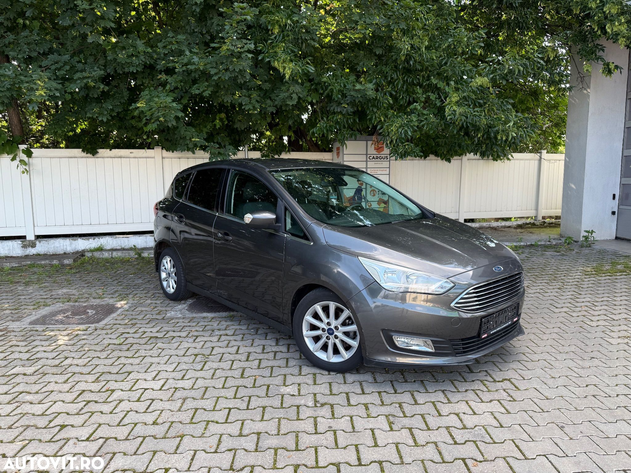 Ford C-Max 1.5 TDCi Start-Stop-System Aut. Titanium - 1