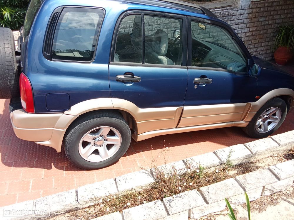 Suzuki Grand Vitara Metal Top 2.0 TDi - 1