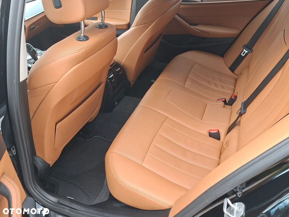 BMW Seria 5 520d xDrive mHEV Luxury Line - 30
