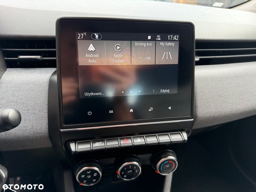 Renault Clio - 18