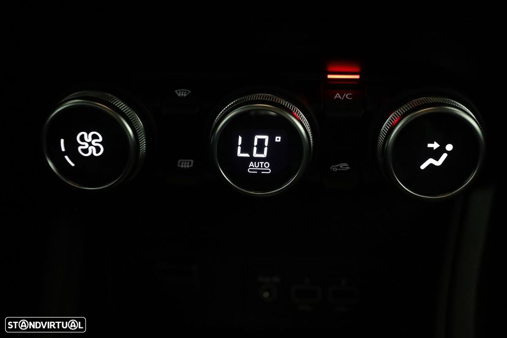 Renault Captur 1.0 TCe Techno Bi-Fuel - 13