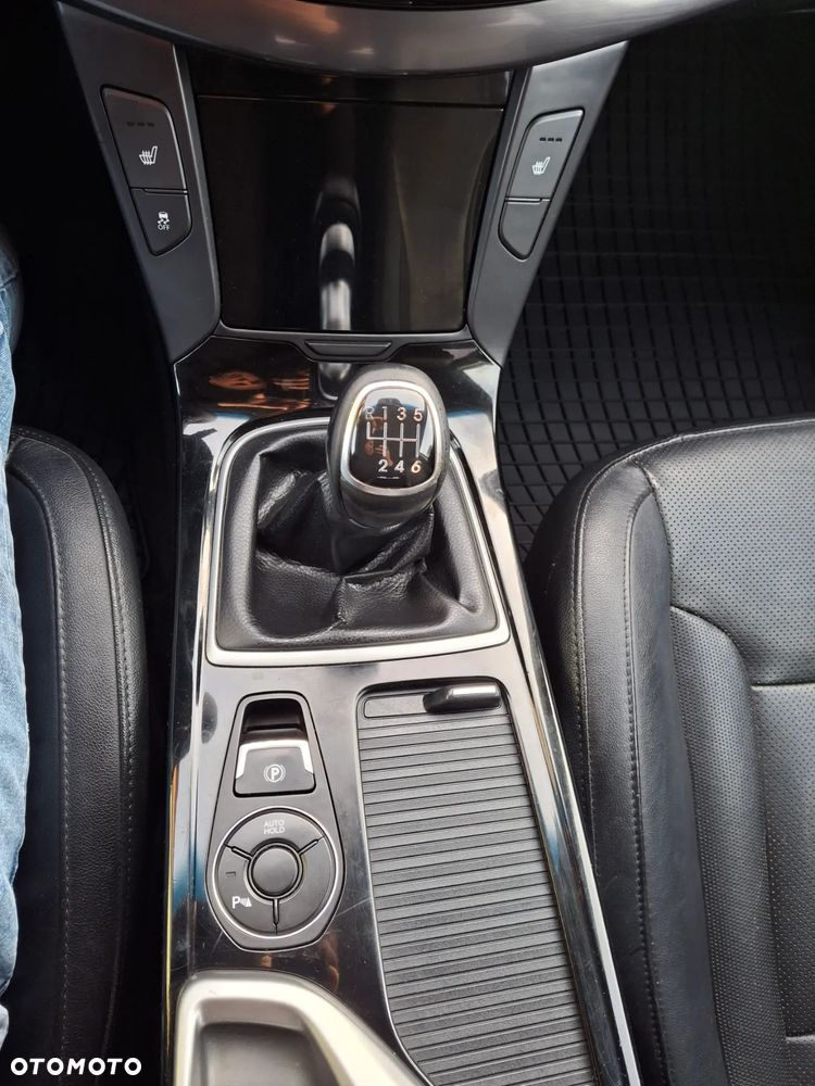 Hyundai i40 i40cw 1.6 Fifa World Cup Edition - 35