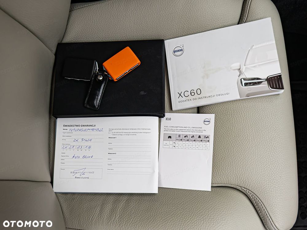 Volvo XC 60 B4 D AWD Momentum Pro - 35