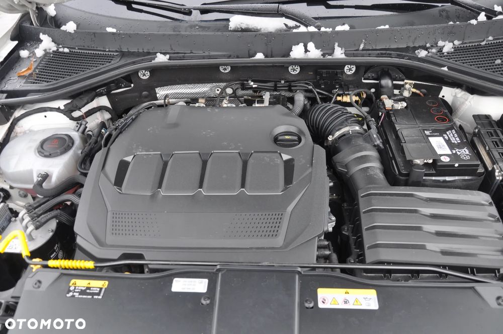 Volkswagen T-Roc 2.0 TDI SCR 4MOTION DSG R-Line - 14