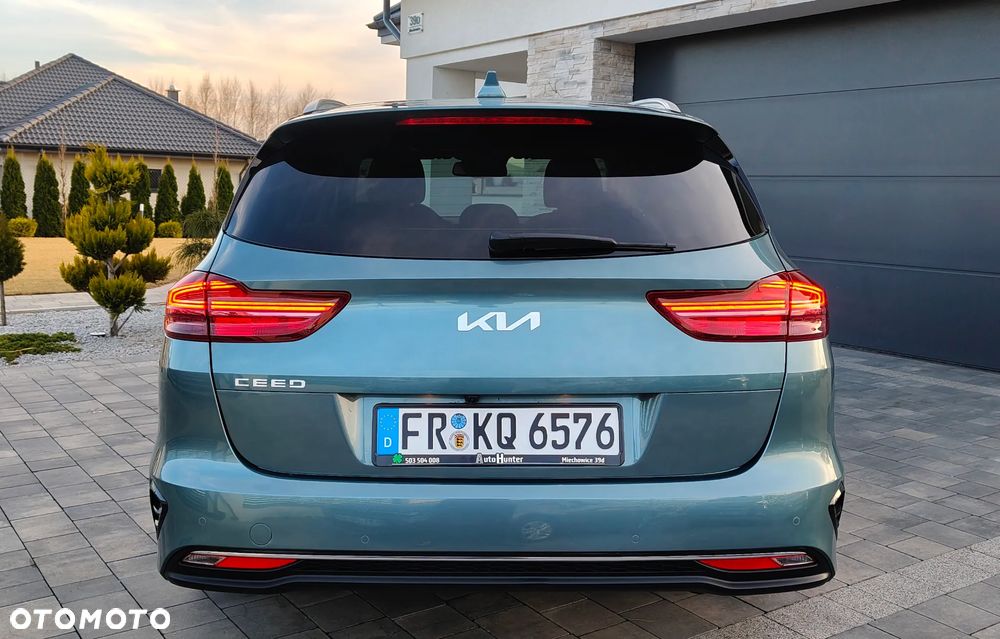 Kia Ceed ver-1-6-crdi-mhev-business-line - 6