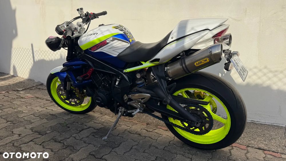 Triumph Street Triple - 3