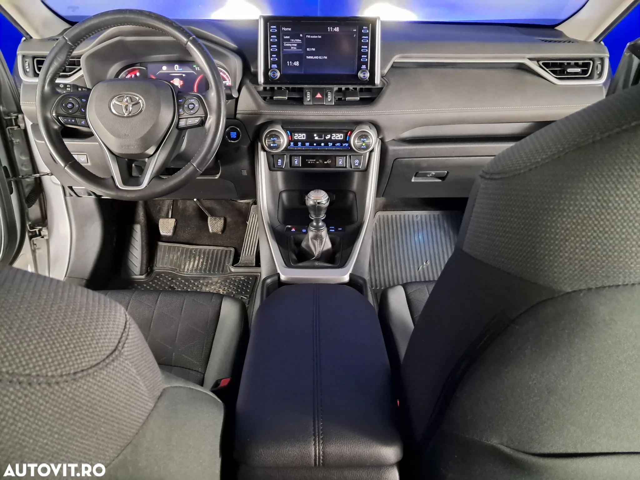 Toyota RAV4 - 14