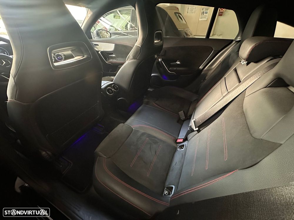 Mercedes-Benz CLA 180 - 17