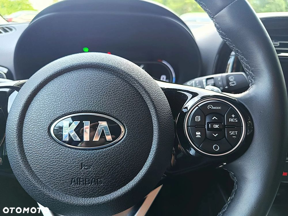 Kia Soul 64kWh L - 28
