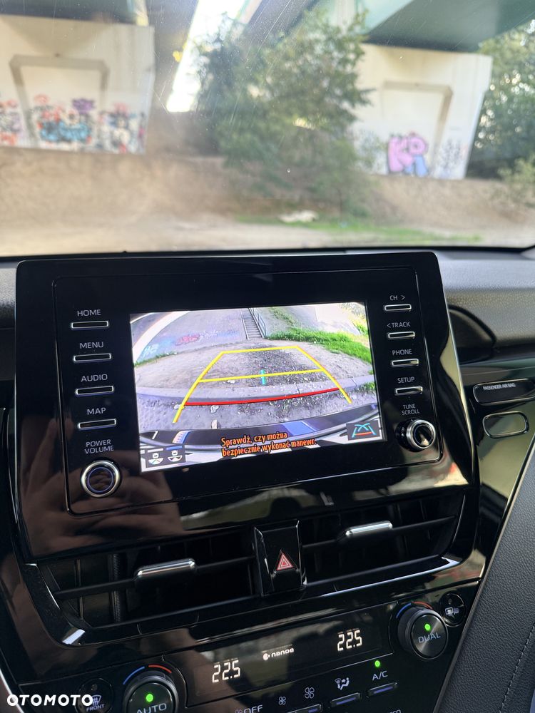 Toyota Camry 2.5 Hybrid Comfort CVT - 14