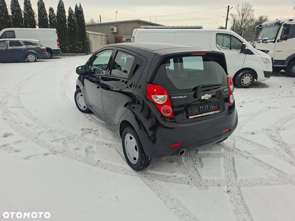 Chevrolet Spark 1.0 - 15