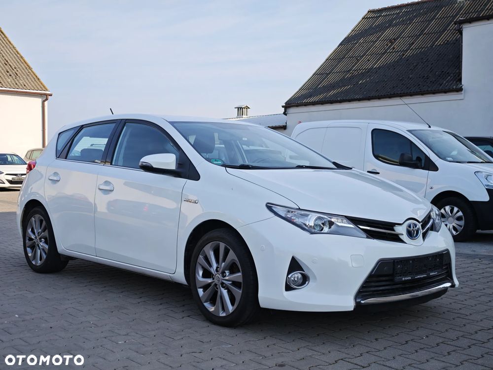 Toyota Auris 1.8 HSD Luna - 15