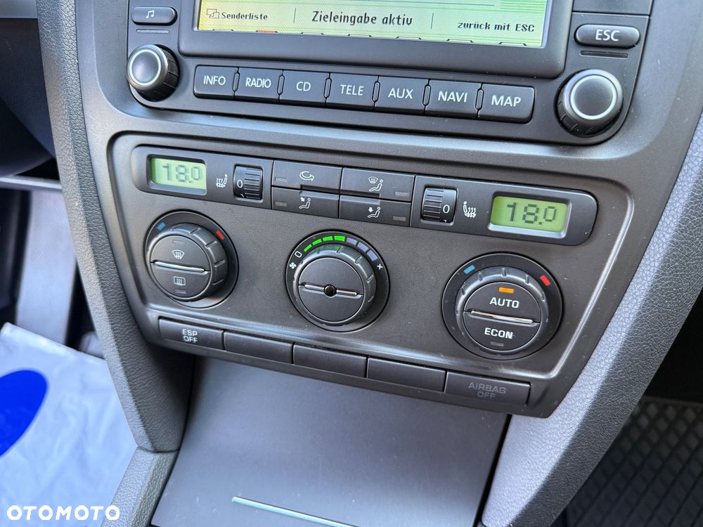 Skoda Octavia 1.6 Ambiente - 20