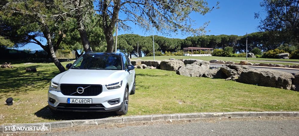 Volvo XC 40 1.5 T5 PHEV R-Design - 2