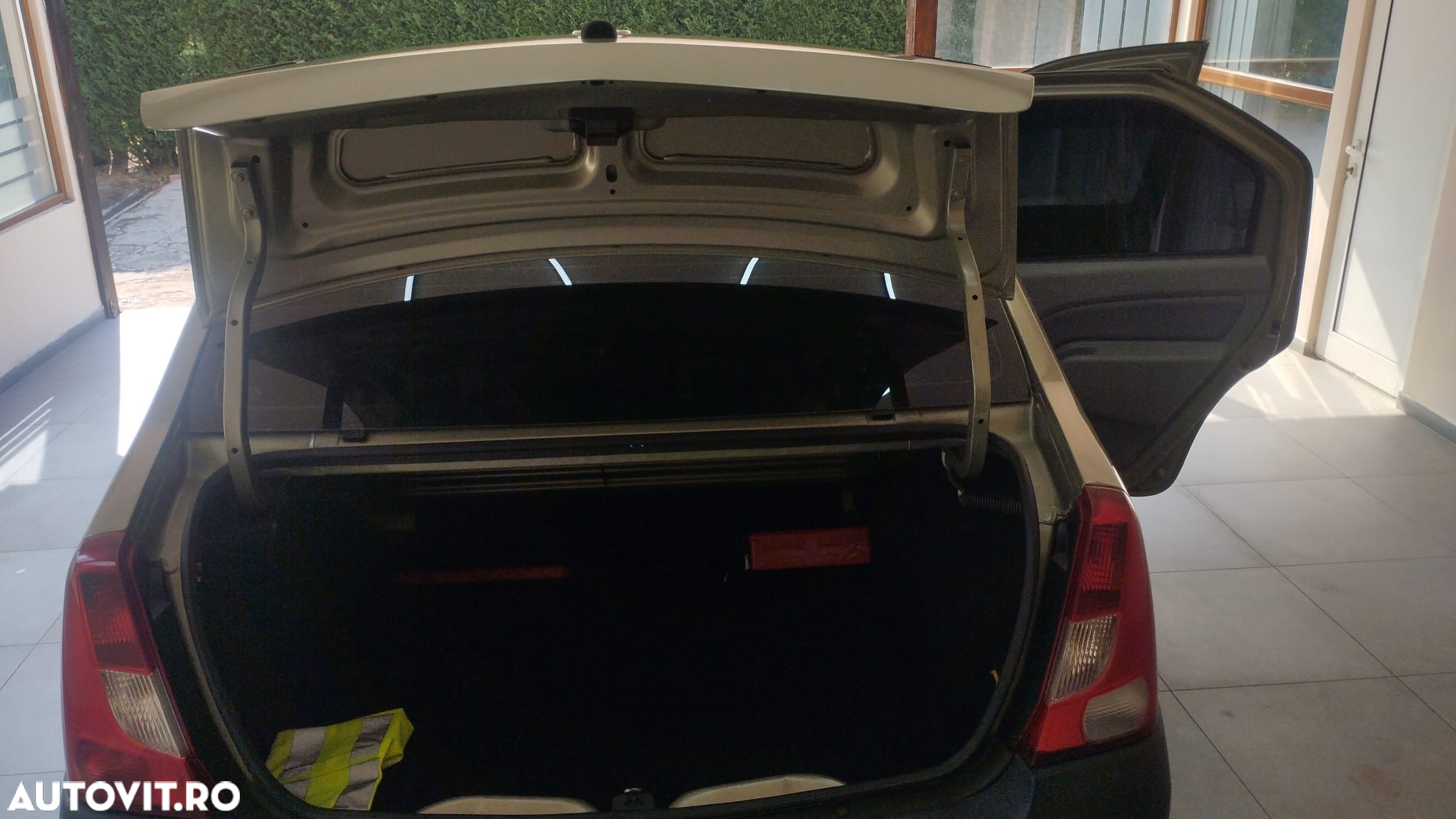 Dacia Logan Express 1.5 dCi - 11