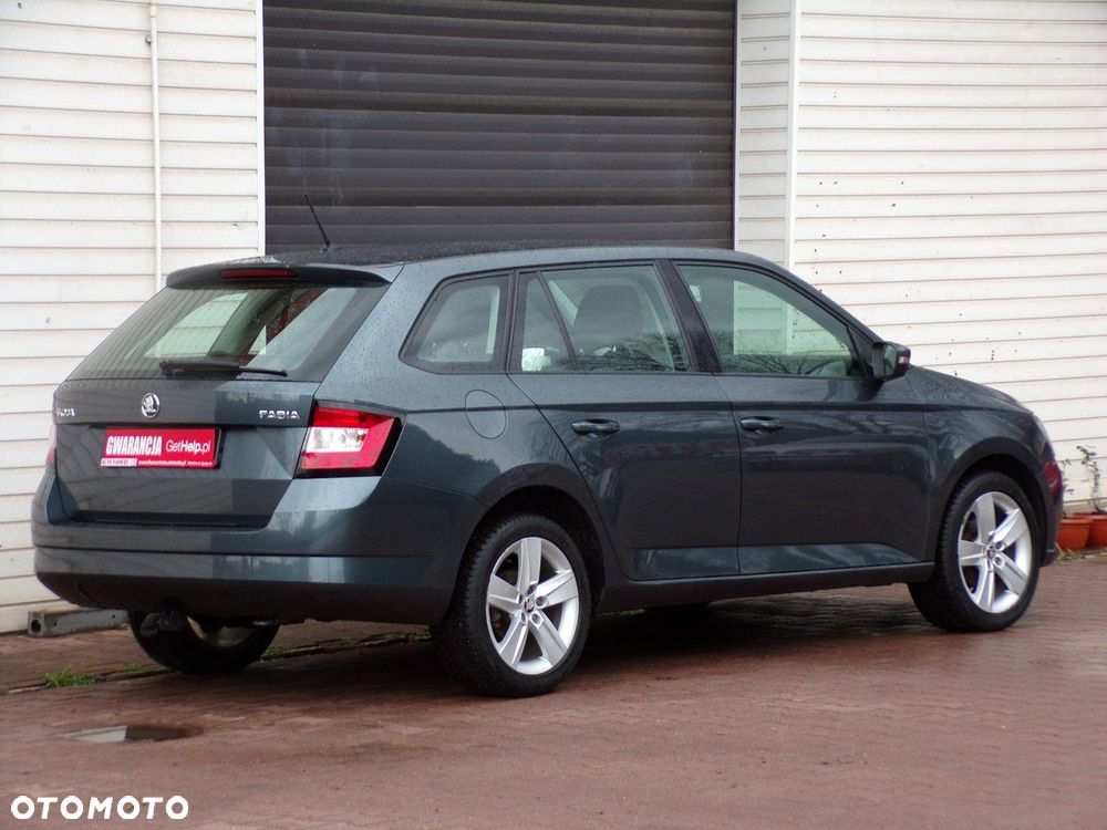 Skoda Fabia 1.0 TSI Tour - 11