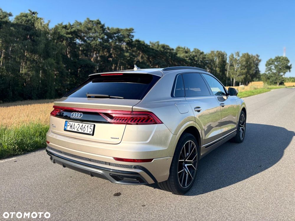Audi Q8 55 TFSI mHEV Quattro Tiptronic - 16