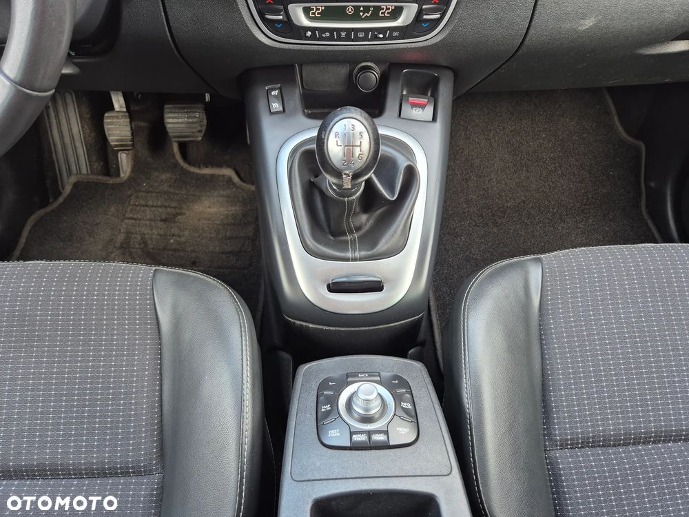 Renault Grand Scenic Energy dCi 130 Start & Stop Euro 6 Bose Edition - 39