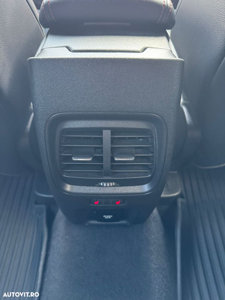 Ford Kuga 2.0 EcoBlue A8 AWD ST Line - 26