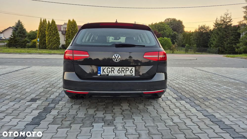 Volkswagen Passat 2.0 TDI BMT Highline DSG - 11