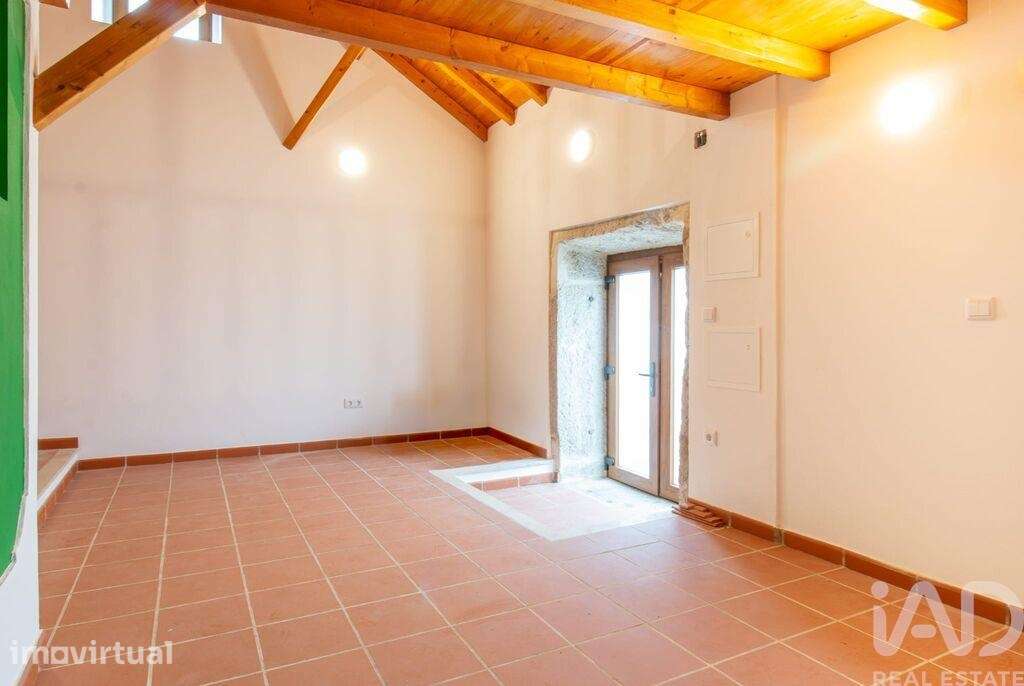 Casa / Villa T2 em Reguengo Grande de 72 m2 - Grande imagem: 2/18