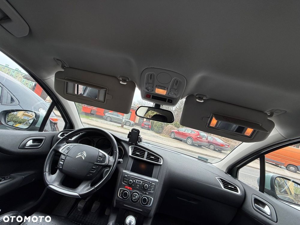 Citroën C4 2.0 HDi Exclusive - 17