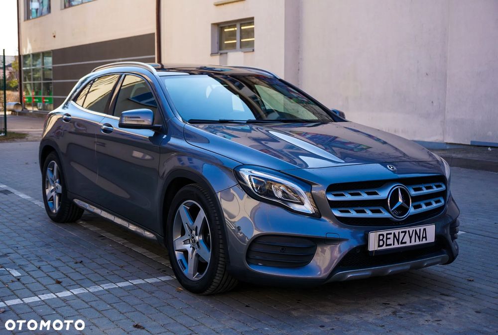 Mercedes-Benz GLA 200 7G-DCT AMG Line - 17
