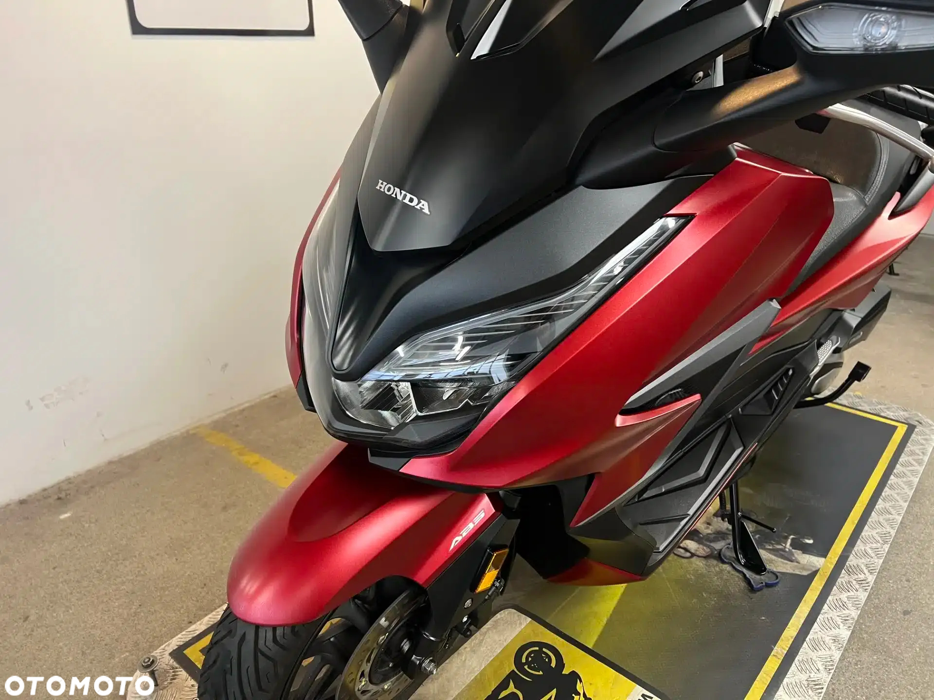 Honda NSS - 23