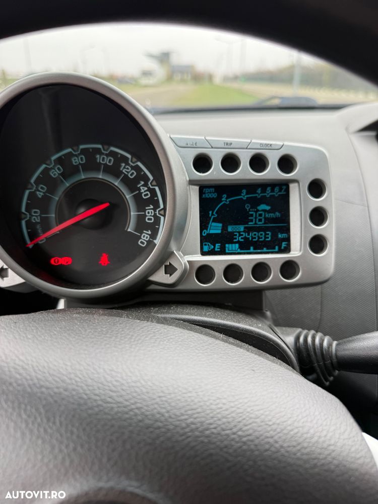 Chevrolet Spark 1.0 - 9