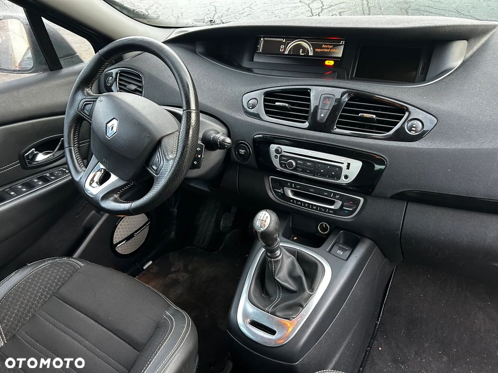 Renault Scenic Energy dCi 130 S&S Bose Edition - 16