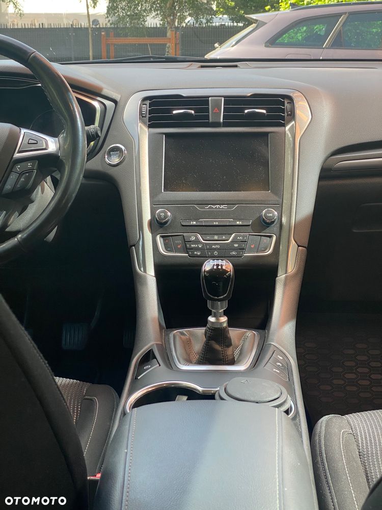 Ford Mondeo 2.0 EcoBlue Titanium - 19