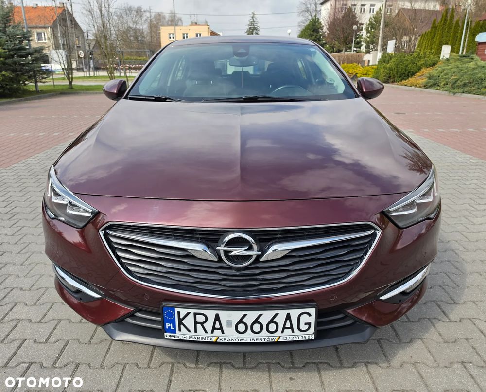 Opel Insignia 1.5 T Exclusive S&S Eco - 12