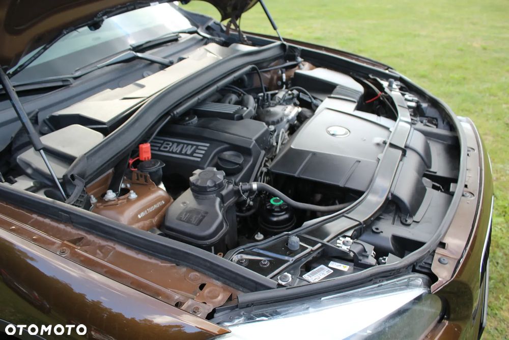 BMW X1 sDrive18i Sport Line - 32