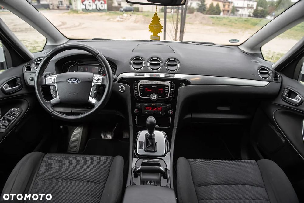 Ford S-Max 2.0 EcoBoost Titanium - 27