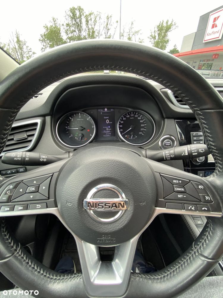 Nissan Qashqai 1.6 DCi 4x4 Tekna EU6 - 18