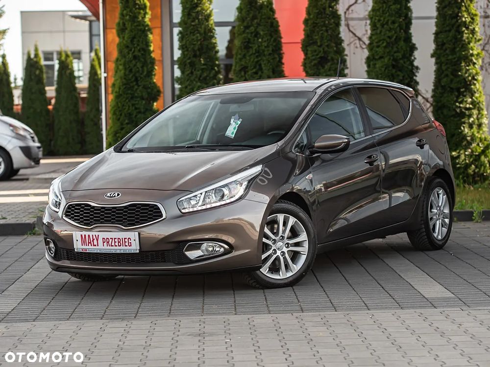 Kia Ceed 1.6 GDI Platinum Edition - 6