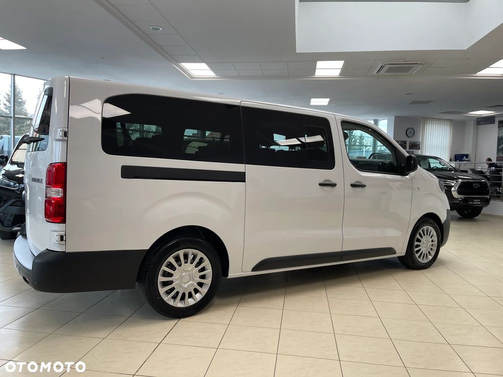Toyota Proace Verso 2.2 D4-D Long Combi - 8