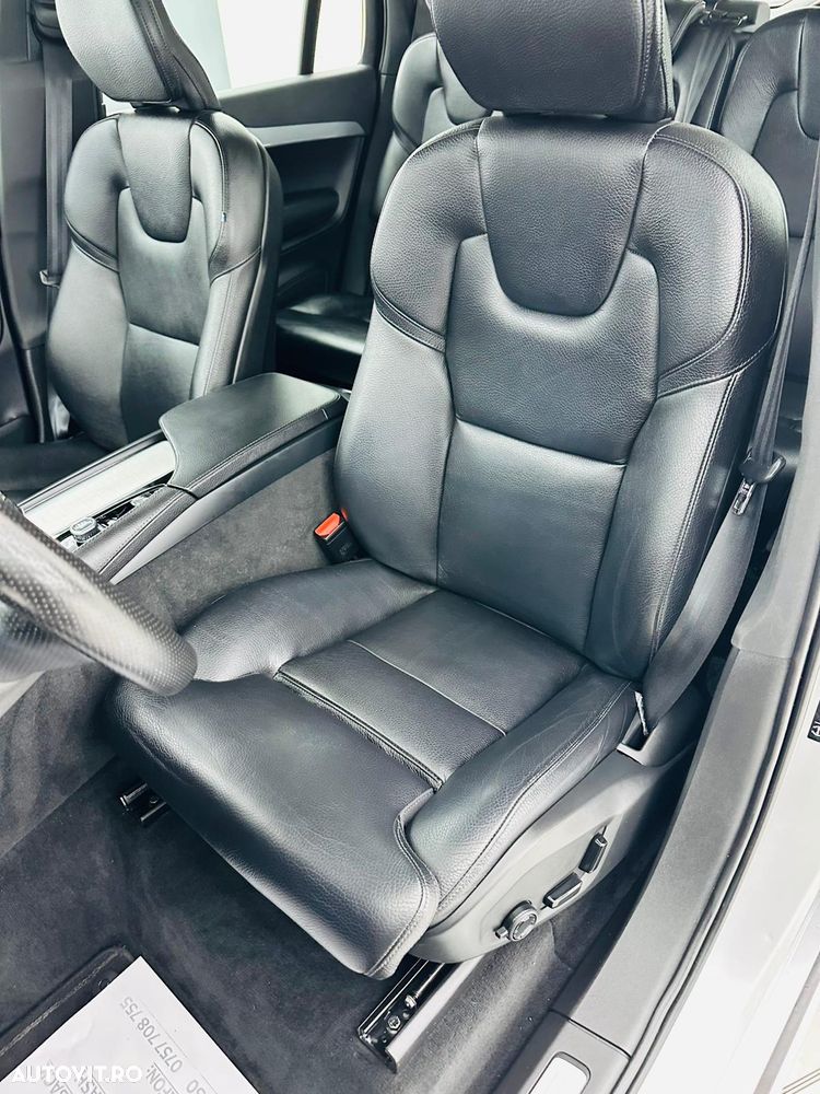 Volvo XC 90 D5 AWD Geartronic Momentum - 17