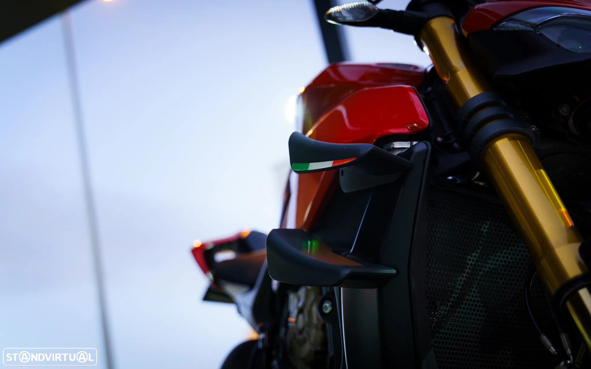 Ducati Streetfighter V4S - 8
