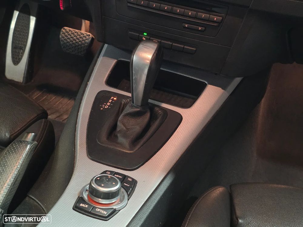 BMW 320 d Navigation Auto - 11