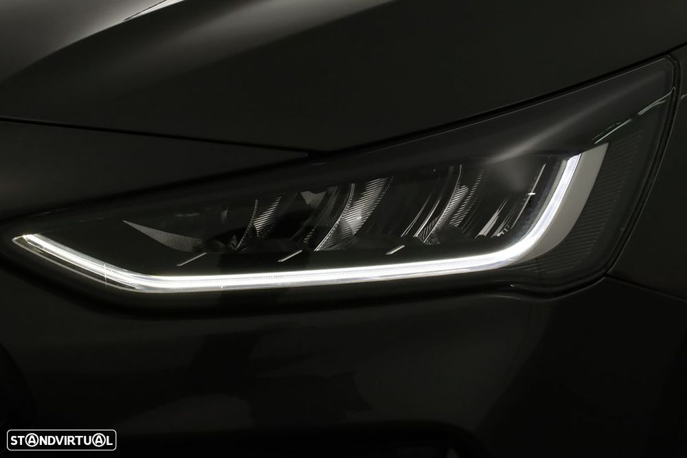 Ford Focus 1.0 EcoBoost MHEV ST-Line X - 6