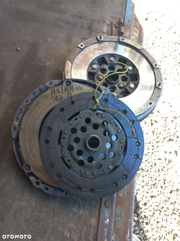 Opel Astra H 1.7 Cdti 05r sprzęgło kompletne dwumasa  zestaw - 1