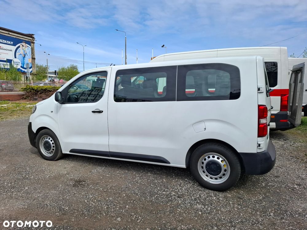 Peugeot Traveller 1.5 BlueHDi Long Business - 4